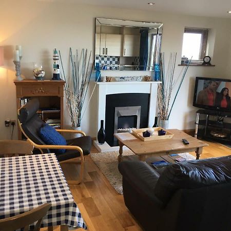 Crud Yr Awel Apartment Y Felinheli Esterno foto