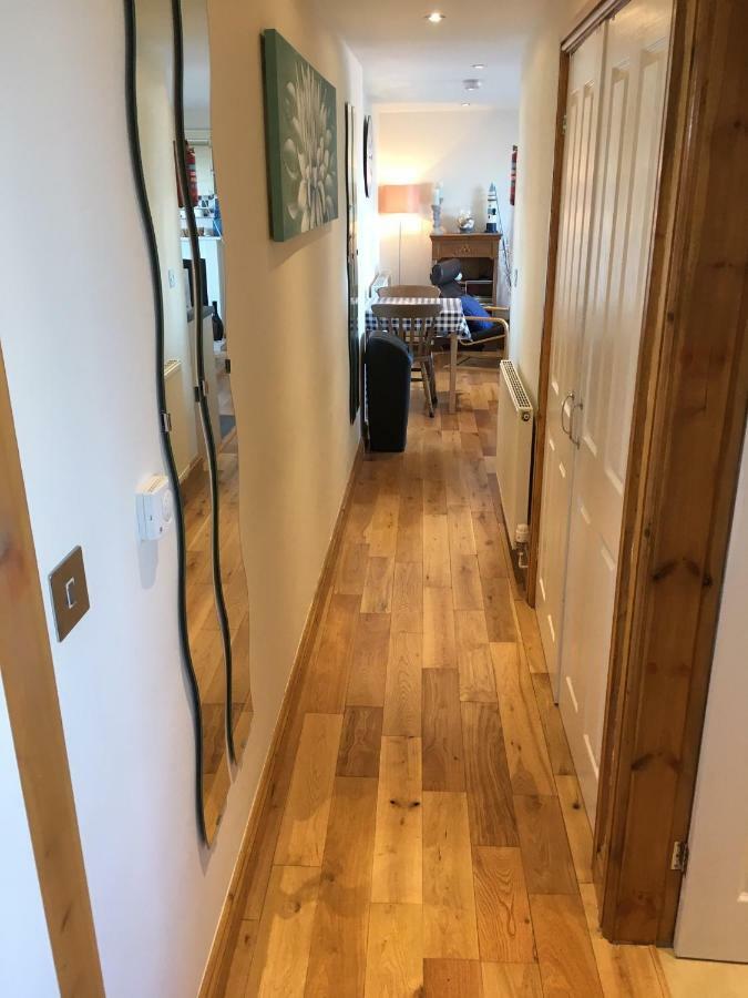 Crud Yr Awel Apartment Y Felinheli Esterno foto